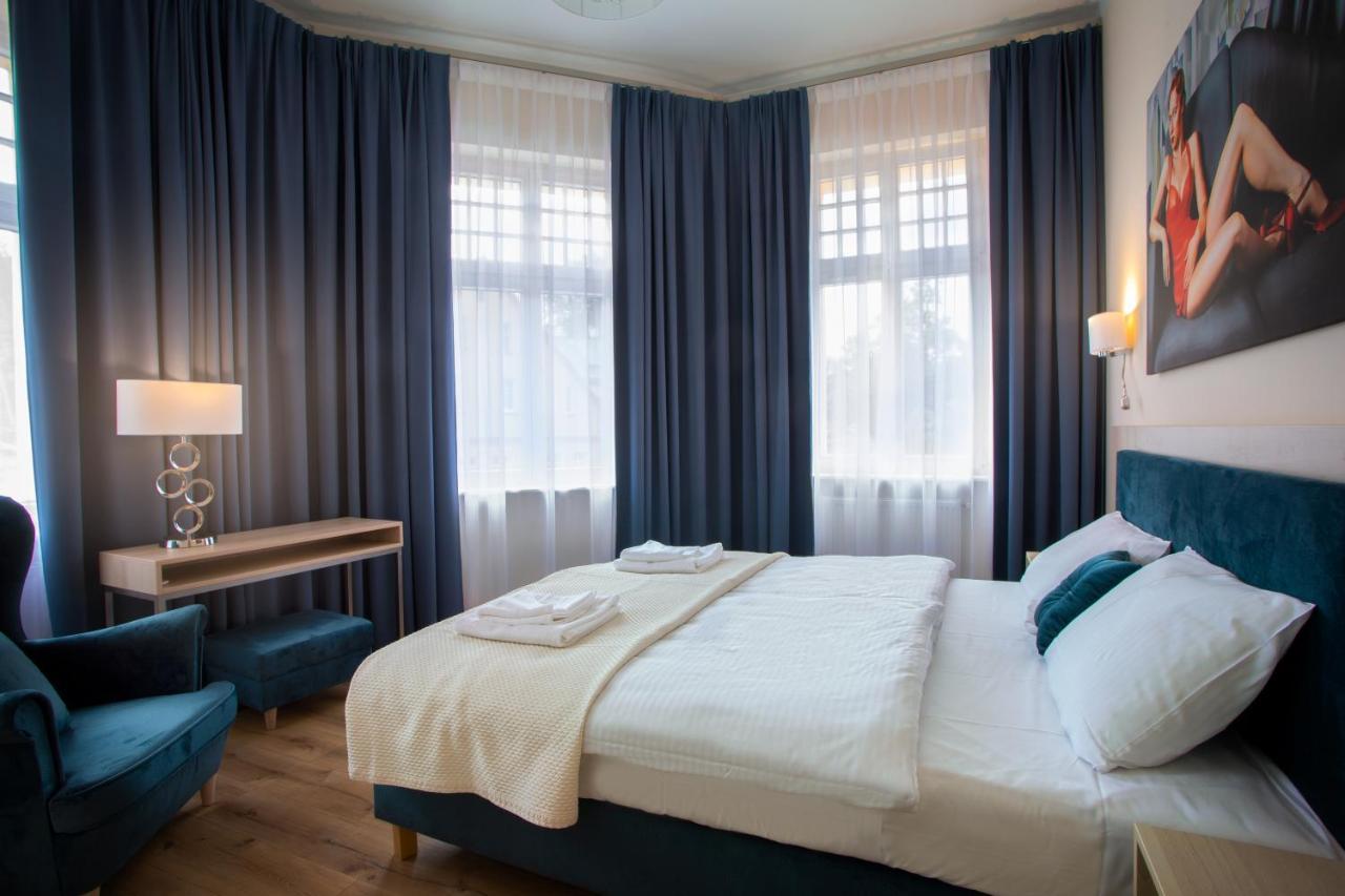 Hotel Polonia à Kudowa-Zdrój Extérieur photo