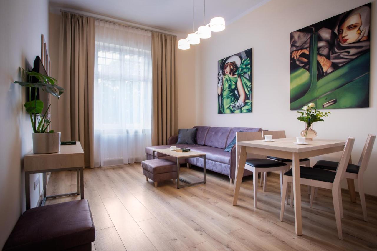 Hotel Polonia à Kudowa-Zdrój Extérieur photo