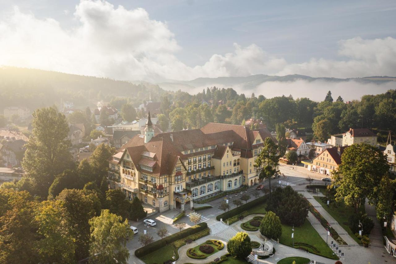 Hotel Polonia à Kudowa-Zdrój Extérieur photo