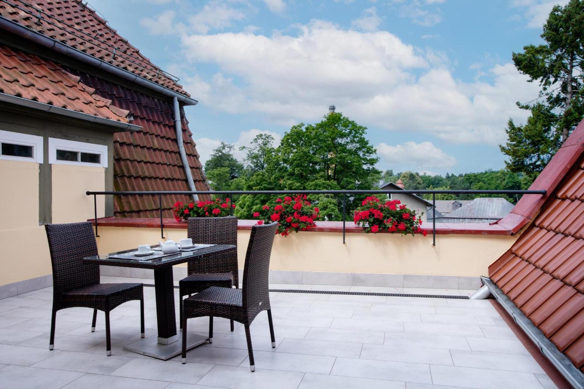 Hotel Polonia à Kudowa-Zdrój Extérieur photo