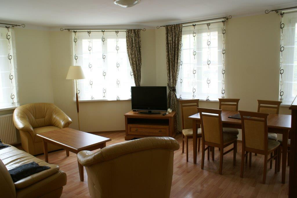Hotel Polonia à Kudowa-Zdrój Extérieur photo