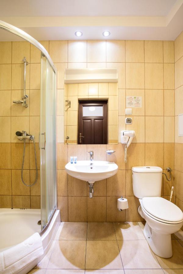 Hotel Polonia à Kudowa-Zdrój Extérieur photo