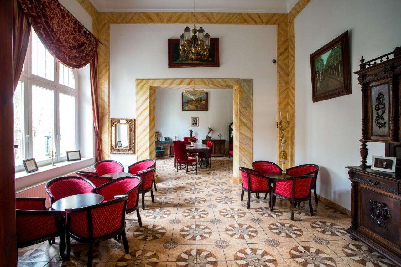 Hotel Polonia à Kudowa-Zdrój Extérieur photo
